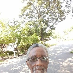 Meet your Posher, Lathanielt